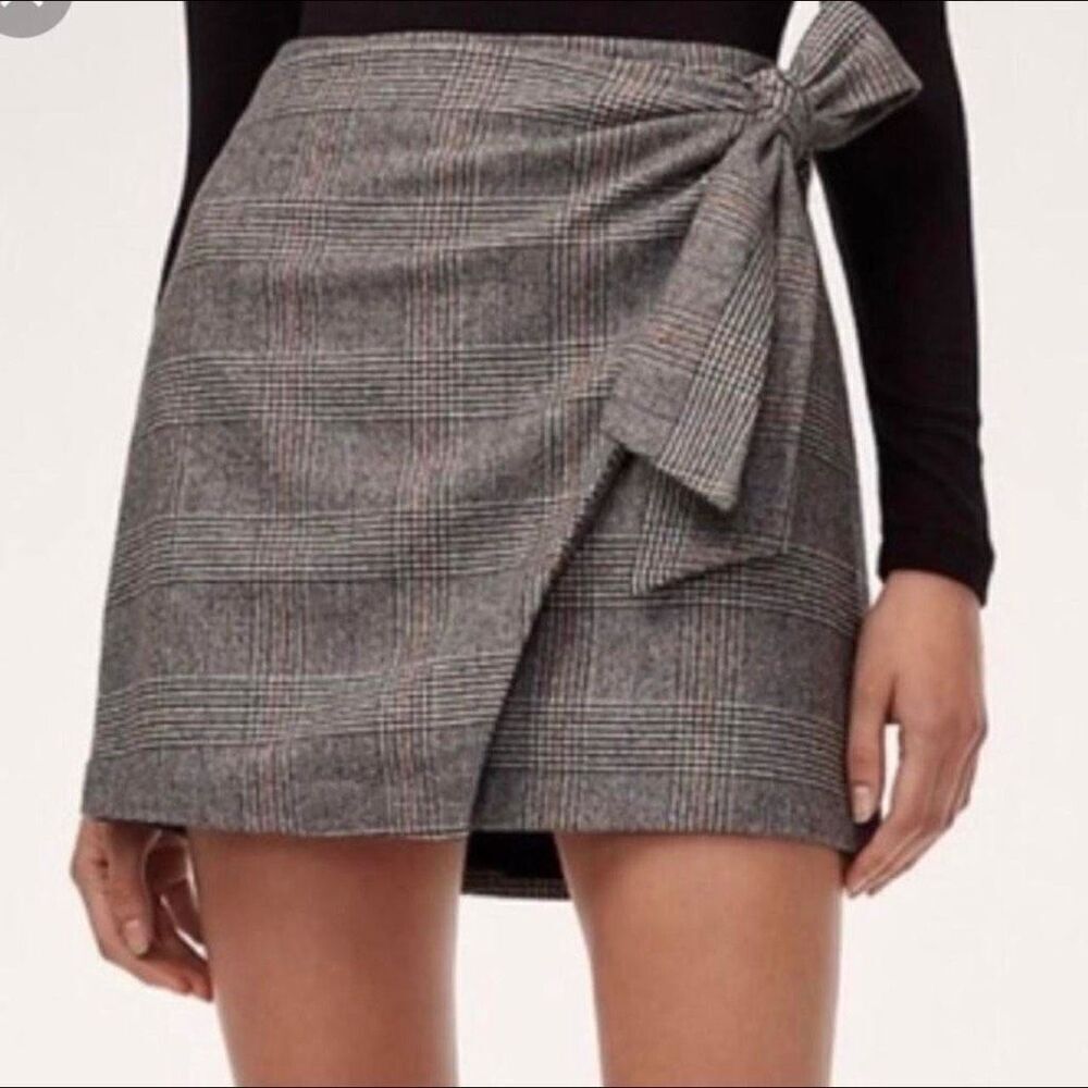 Aritzia Gray Plaid Mini Skirt